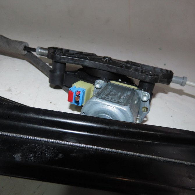 Mecanisme+moteur leve-glace avg occasion  Skoda KODIAQ (NS7, NV7, NS6) 2.0 tdi (2016)   565837461A  5