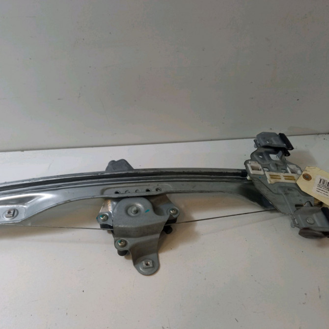 Mecanisme+moteur leve-glace ard occasion  Chevrolet CRUZE (J300) 2.0 cdi (2010)   95999490  1