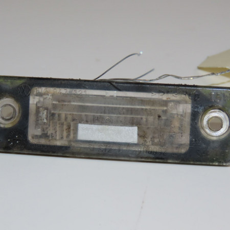 Eclaireur plaque de police d occasion  Volkswagen vw POLO (6N2) 1.4 (1999-2001) 5 portes   1J6943021B 