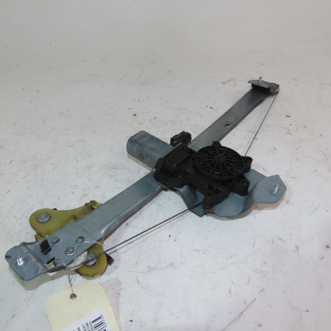 Mecanisme + moteur lève-glace avant droit occasion  Renault CLIO IV (BH_) 0.9 tce 90 (2012) 5 portes   807205569R  1