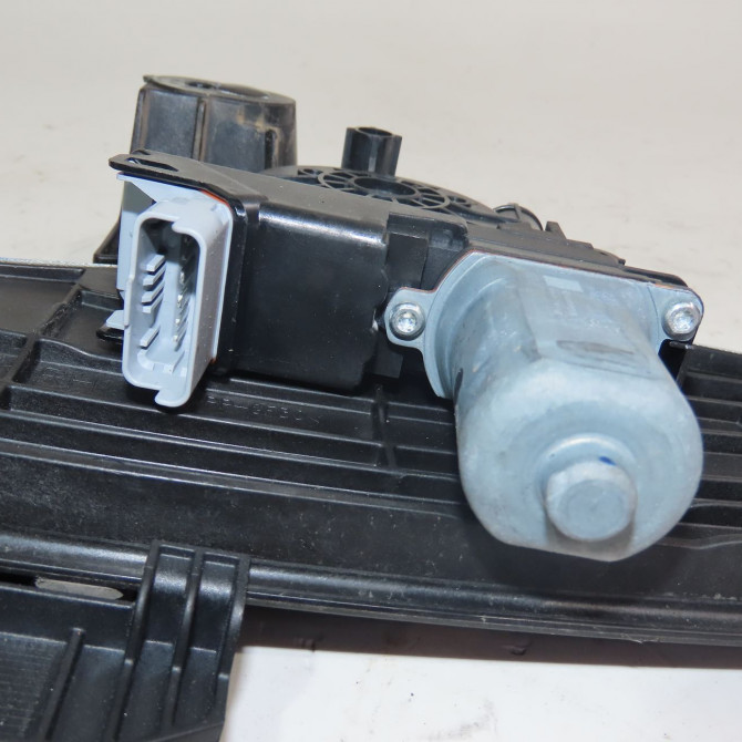 Mecanisme+moteur leve-glace ard occasion  Peugeot 2008 II (UD_, US_, UY_, UK_) 1.5 bluehdi 130 (2019)   9843773980  3