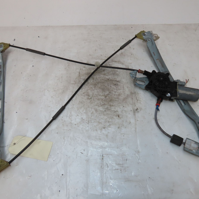 Mecanisme+moteur leve-glace avg occasion  Peugeot 206+ (2L_, 2M_) 1.4 hdi eco 70 (2009-2013) 5 portes   9221F9  2