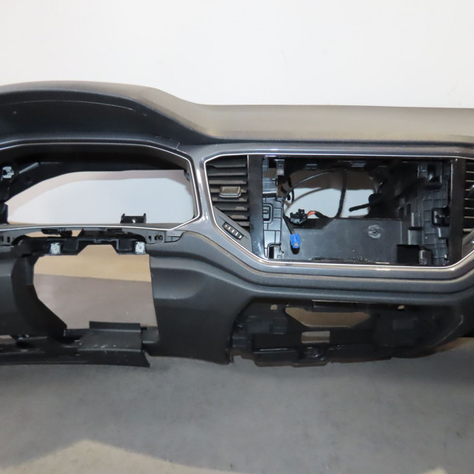 Planche de bord occasion  VOLKSWAGEN T ROC Phase 1 10-2017->...   2GA857003A82V  3