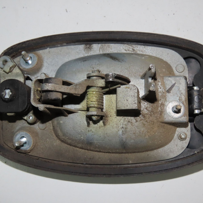 Poignee ext porte avg occasion  Peugeot BOXER Camionnette 2.2 hdi 120 (2006)   9101CY  2