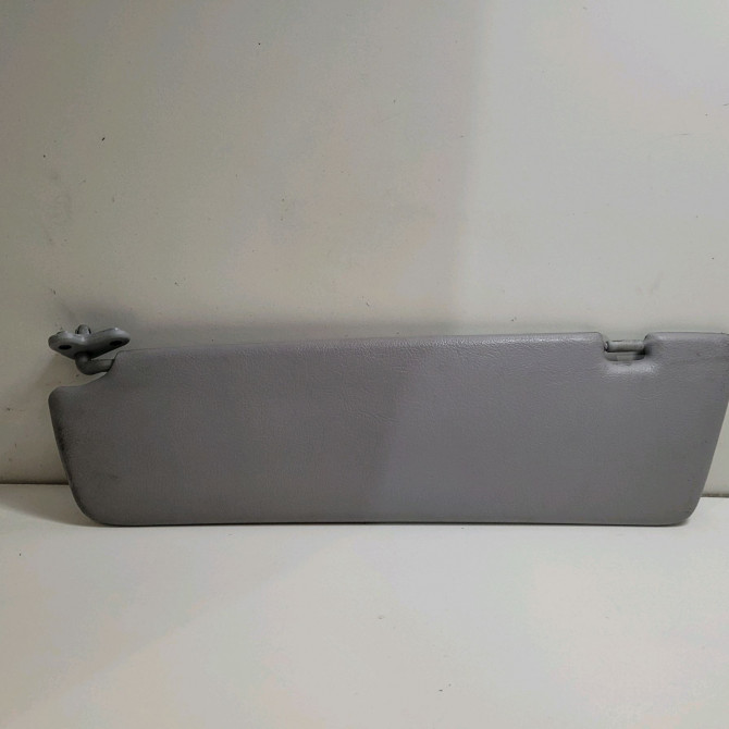 Pare-soleil droit occasion  Mercedes-benz VITO / MIXTO Camionnette (W639) 109 cdi (639.601, 639.603, 639.605) (2003)   63981006107D86  1