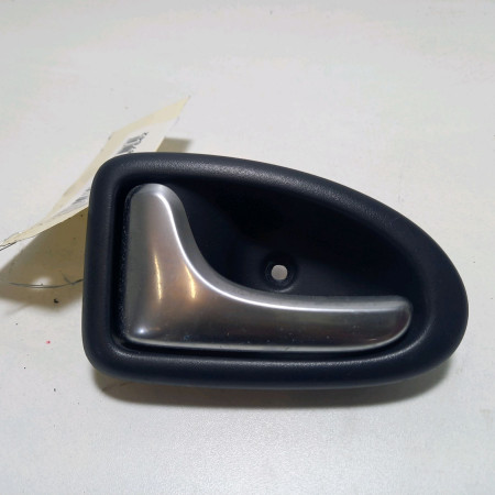 Poignee int porte arg occasion  Renault CLIO II (BB_, CB_) 1.4 16v (b/cb0p, bb13) (2000-2008) 5 portes   8200678054 