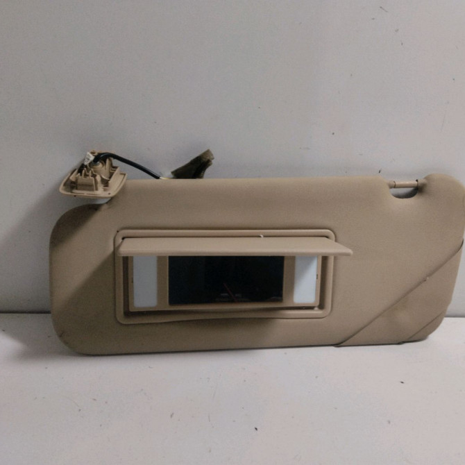 Pare-soleil gauche occasion  Peugeot 407 (6D_) 2.0 hdi 135 (6drhrh, 6drhre, 6drhrg, 6drhrj) (2004-2010) 4 portes   8143PA  1