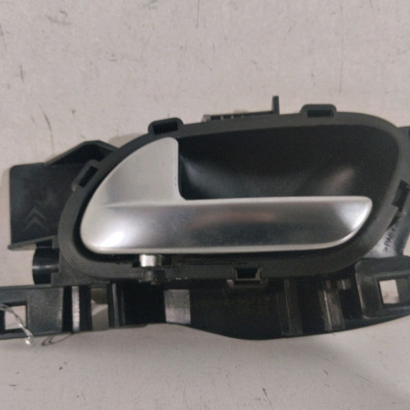 Poignee int porte arg occasion  Peugeot 208 I (CA_, CC_) 1.4 hdi (2012) 3 portes   9143T8 