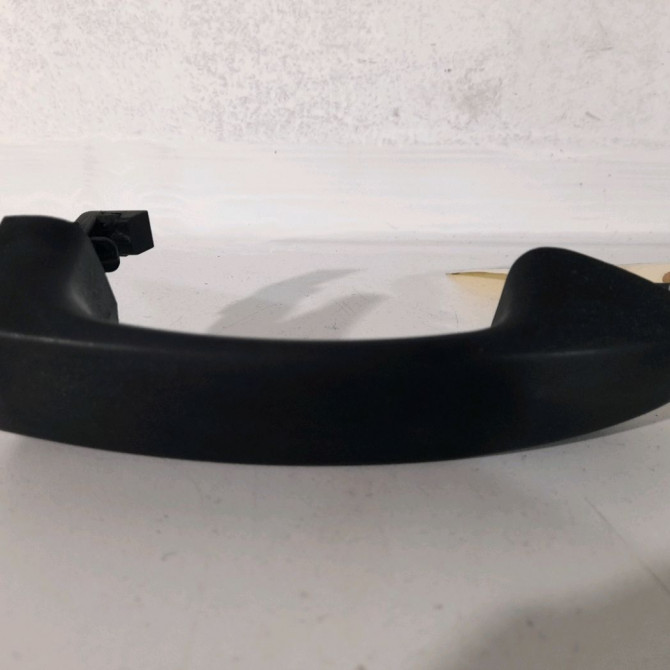 Poignee ext porte avd occasion  Ford FIESTA VI (CB1, CCN) 1.4 tdci (2010-2012) 3 portes   1767138  1