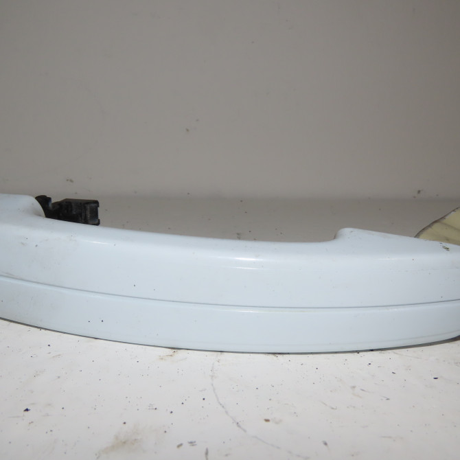 Poignee ext porte arg occasion  Ford KUGA I 2.0 tdci (2008-2012) 5 portes     1