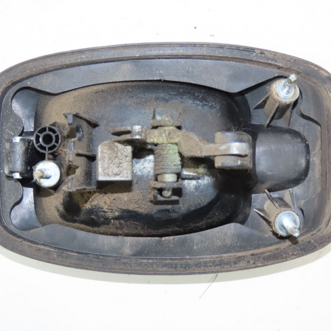 Poignee ext porte avd occasion  Peugeot BOXER Camionnette 2.2 hdi 120 (2006)   9101CW  2