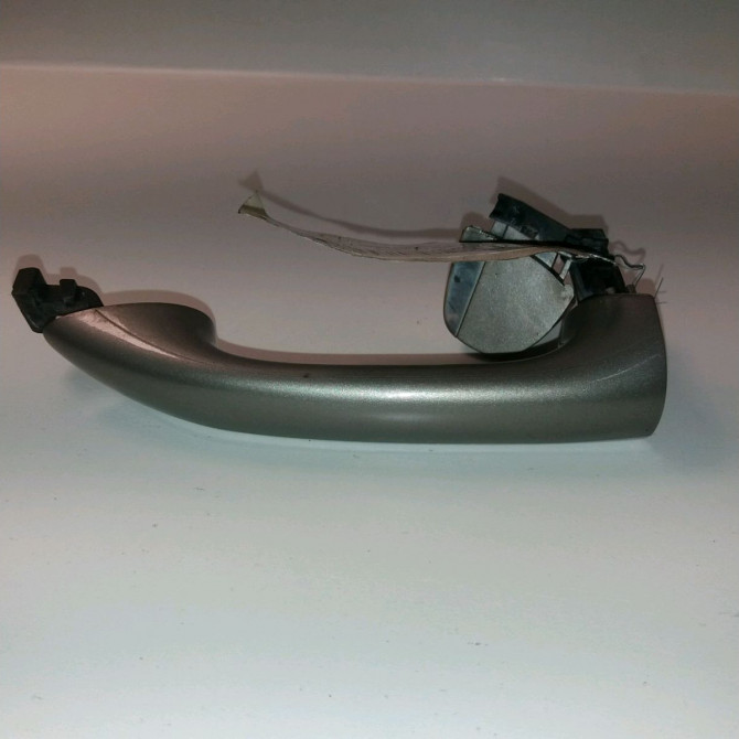 Poignee ext porte avd occasion  Mercedes-benz CLASSE R (W251, V251) R 320 cdi 4-matic (251.022, 251.122) (2006-2010)   16476602019792  1