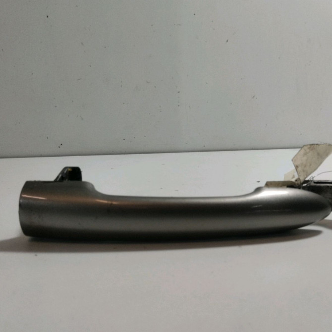 Poignee ext porte arg occasion  Renault CLIO III Grandtour (KR0/1_) 1.5 dci (2010-2012)   7701478160  1