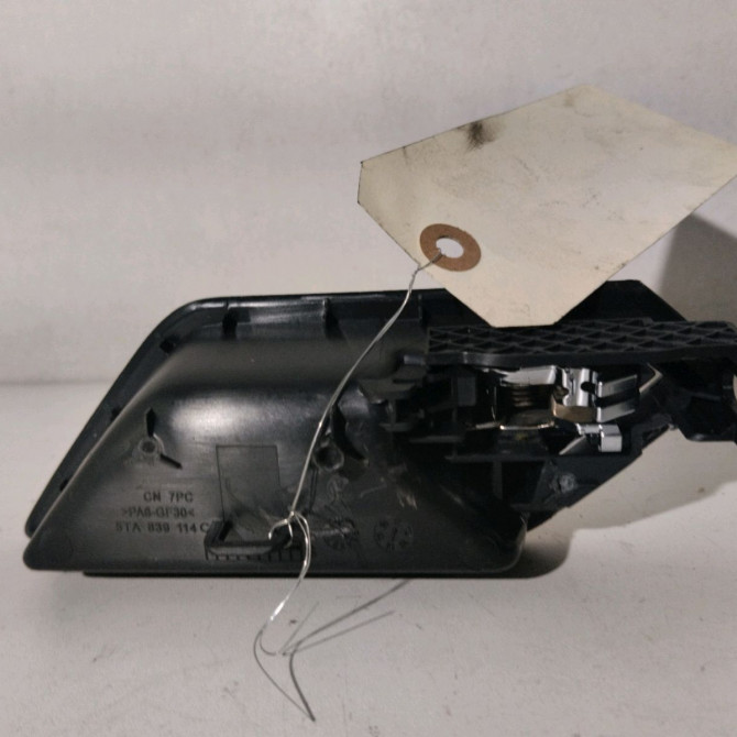 Poignee int porte ard occasion  VOLKSWAGEN TOURAN III Phase 1 06-2015->...   5TA839114UBN  2