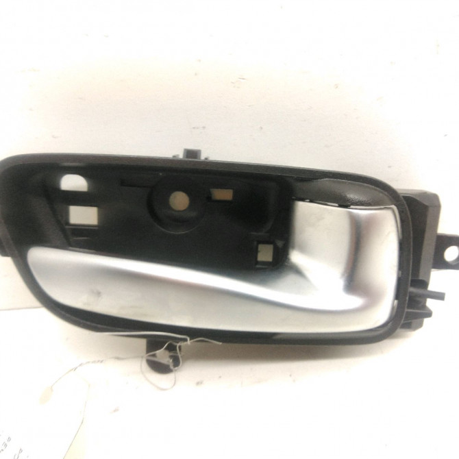 Poignee int porte avd occasion  Renault KOLEOS II (HC_) 2.0 dci 175 (hcak) (2016)   806702258R  1