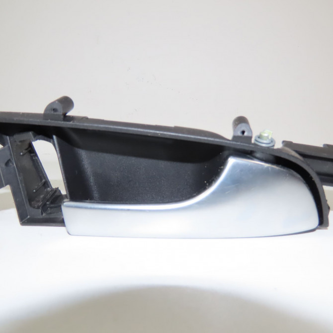 Poignee int porte avd occasion  Audi A3 (8P1) 1.9 tdi (2003-2010) 3 portes   8P3837020A4PK  1