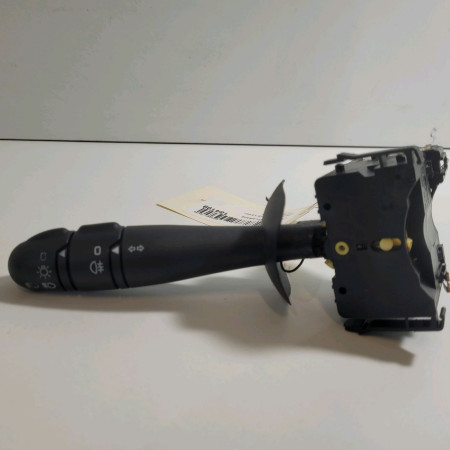 Commande eclairage occasion  Renault ESPACE IV (JK0/1_) 1.9 dci (jk0u) (2003-2005) 5 portes   8200110132 