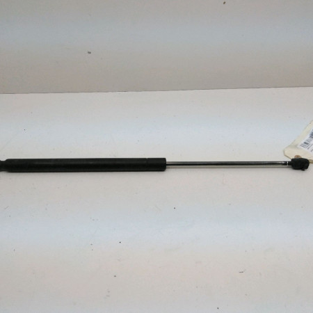 Verin droit hayon occasion  Renault MEGANE II Break (KM0/1_) 1.5 dci (km16, km1e) (2005-2008)   8200119498 