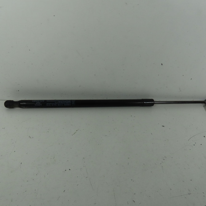 Verin gauche hayon occasion  Fiat 500L (351_, 352_) 1.4 (199lyb1b) (2012)   51953757  1