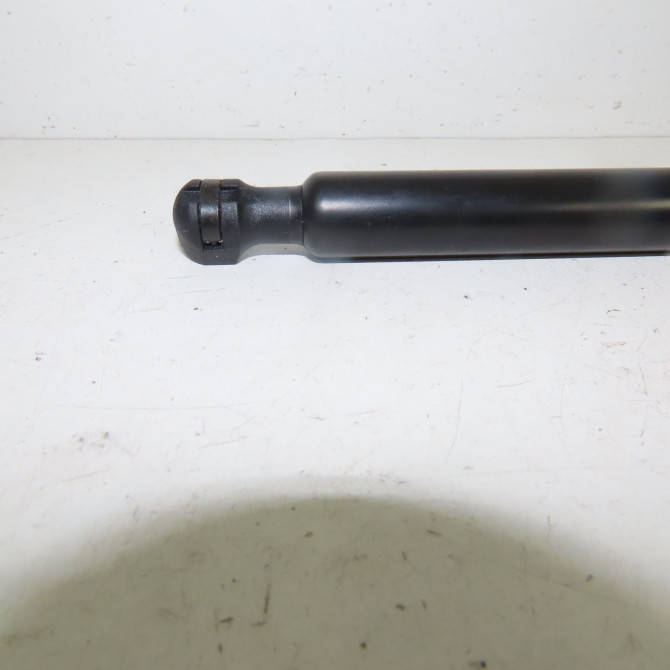 Verin gauche hayon occasion  Renault TWINGO III (BCM_, BCA_) 1.0 sce 70 (2014) 5 portes   904528614R  2