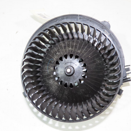 Moteur ventilateur chauffage occasion  Seat ATECA (KH7, KHP) 2.0 tdi (2016)   5WB819015 
