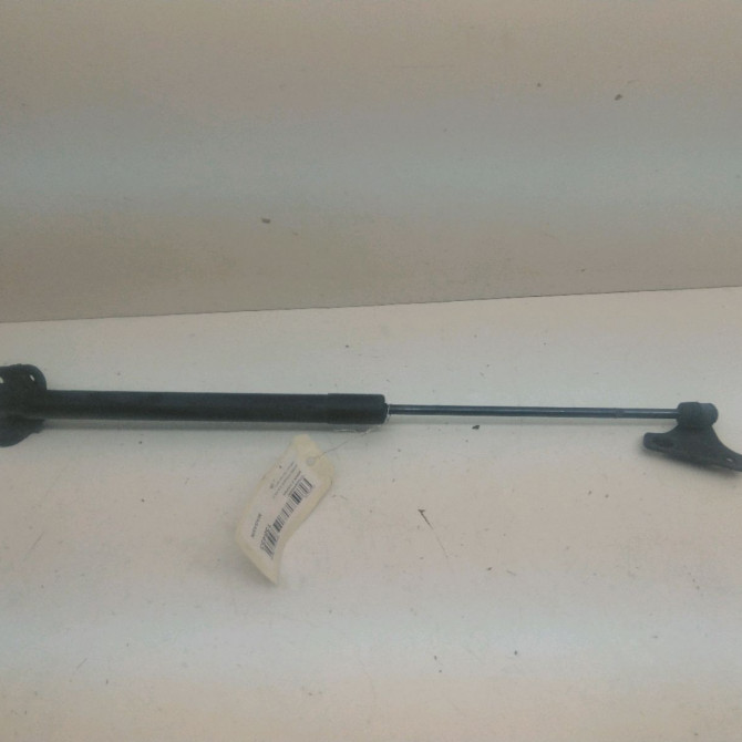 Verin droit hayon occasion  Ford FOCUS III Turnier 1.6 flexifuel (2010)   1848164  1