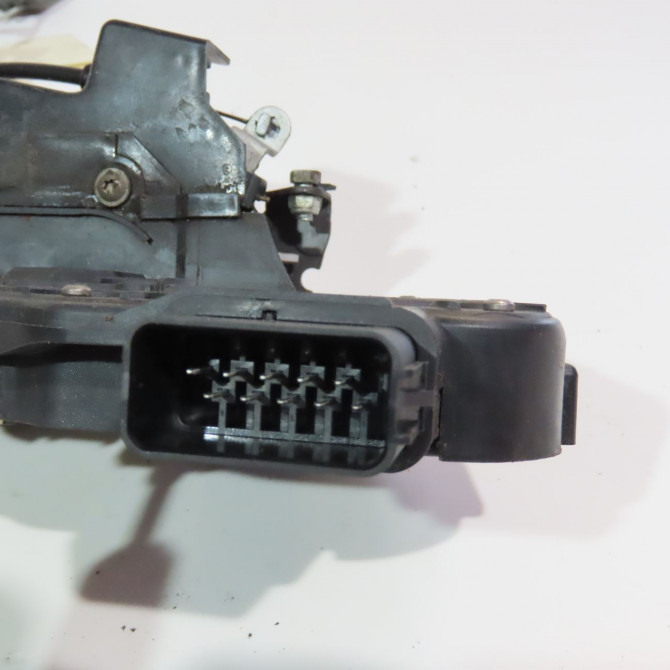 Serrure porte avg occasion  Jaguar XF I (X250) 2.7 d (2008-2015)   JDE38173  3