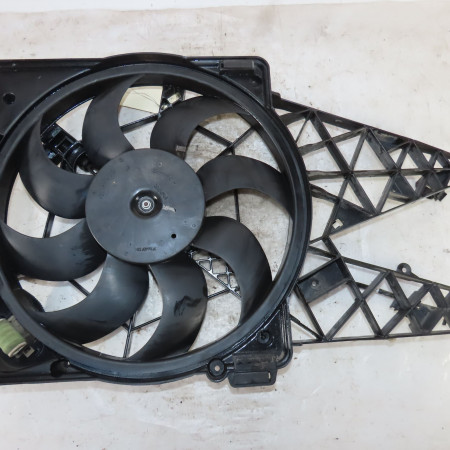 Moteur ventilateur radiateur occasion  Opel COMBO Camionnette/Monospace (X12) 1.6 cdti (b05) (2012)   95509909 