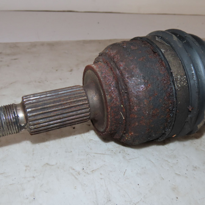 Transmission avant gauche occasion  Renault CLIO III (BR0/1, CR0/1) 2.0 16v sport (cr0n, cr1p) (2006-2012)   8200926133  2