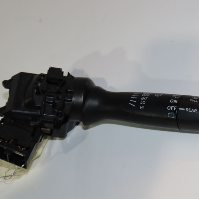 Commande essuie glace occasion  Toyota YARIS (_P9_) 1.4 d-4d (nlp90_) (2005-2012)   846520D031  1