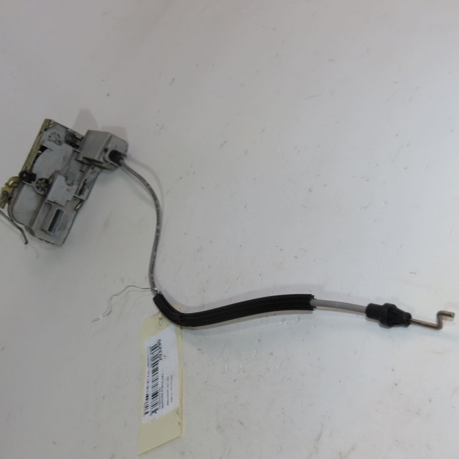 Serrure porte avg occasion  Peugeot 307 (3A/C) 1.6 hdi 110 (2004-2009) 5 portes   9135Z0  3