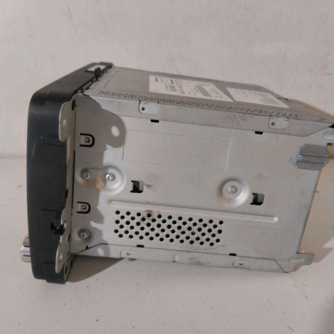 Autoradio occasion  Volkswagen vw GOLF VI (5K1) 1.6 tdi (2009-2012) 5 portes   1K0057187NX  5