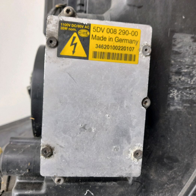 Phare gauche occasion  RENAULT ESPACE IV Phase 1 09-2002->03-2006 2.2 DCI   7701053979  3