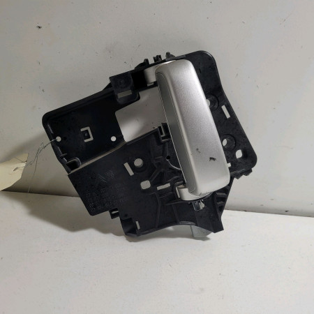 Poignee int porte coulissante g occasion  Peugeot PARTNER TEPEE 1.6 hdi 16v (2008) 5 portes   9143T2 