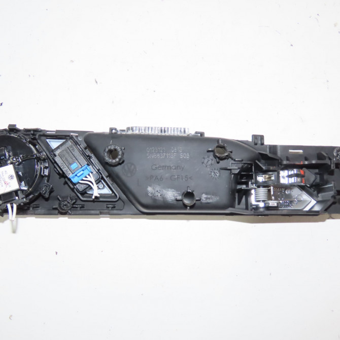 Poignee int porte avg occasion  Volkswagen vw TIGUAN ALLSPACE (BW2, BJ2) 2.0 tdi (2017)   5NB837113FUBN  3