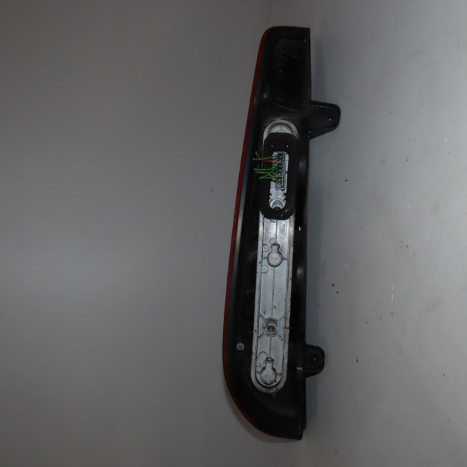 Feu arrière droit occasion  Ford FOCUS II Turnier (DA_, FFS, DS) 1.6 tdci (2004-2012)   1420466  2