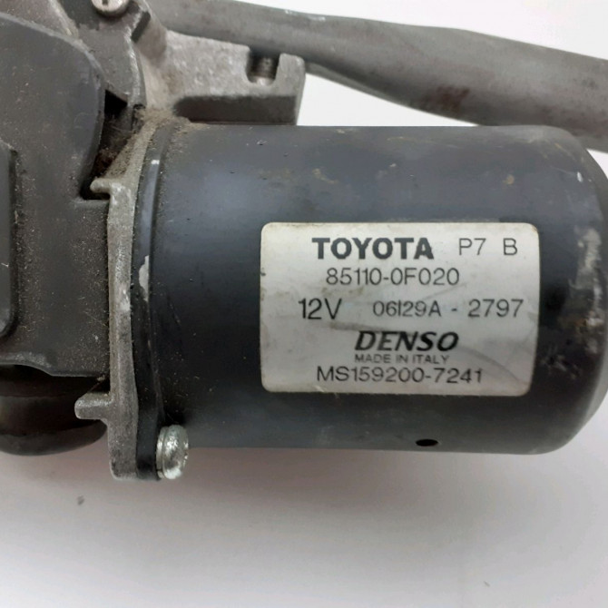 Moteur essuie-glace avant occasion  Toyota COROLLA Verso (ZER_, ZZE12_, R1_) 2.2 d-4d (aur10_) (2005-2009) 5 portes   851100F020  2