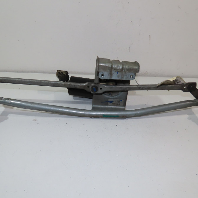 Moteur essuie-glace avant occasion  Mercedes-benz SPRINTER 3-t Camionnette (B903) 308 cdi (903.661, 903.662, 903.663) (2000-2006)   9018200081  1