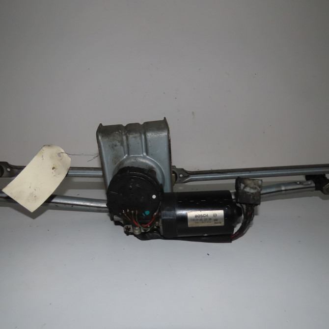 Moteur essuie-glace avant occasion  Mercedes-benz SPRINTER 3-t Camionnette (B903) 308 cdi (903.661, 903.662, 903.663) (2000-2006)   9018200081  3