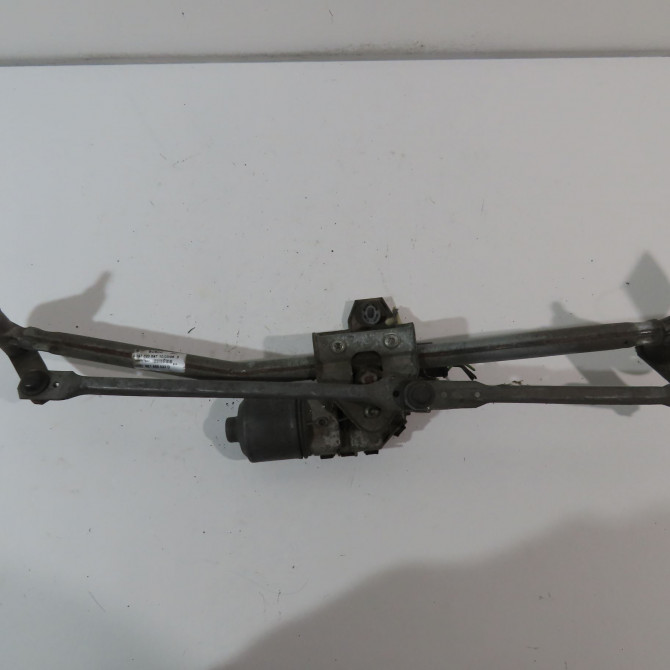 Moteur essuie-glace avant occasion  Audi A4 B7 Avant (8ED) 1.9 tdi (2004-2008)   8E1955119  1