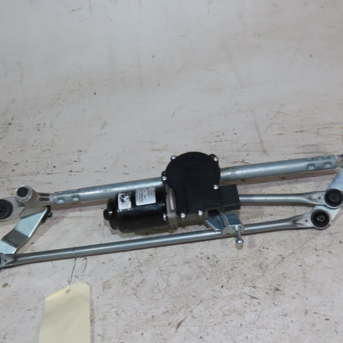 Moteur essuie-glace avant occasion  Audi A1 Sportback (GBA) 25 tfsi (2018)   82B955023B  5