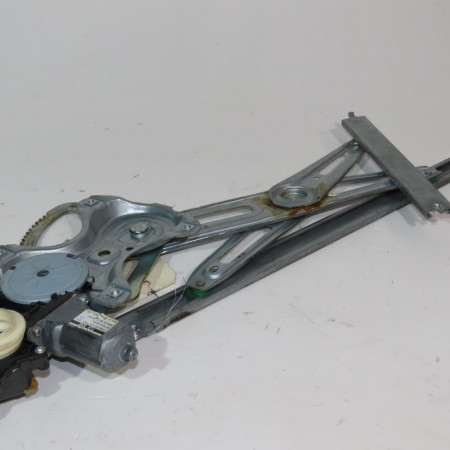 Mecanisme+moteur leve-glace avg occasion  Toyota AVENSIS Break (_T27_) 2.0 d-4d (wwt271_) (2015-2018)   6982005071 