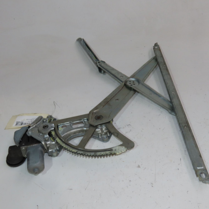 Mecanisme + moteur lève-glace avant droit occasion  Toyota LAND CRUISER PRADO (_J15_) 3.0 d-4d (kdj155_, kdj150_) (2009) 5 portes   6980160090  4