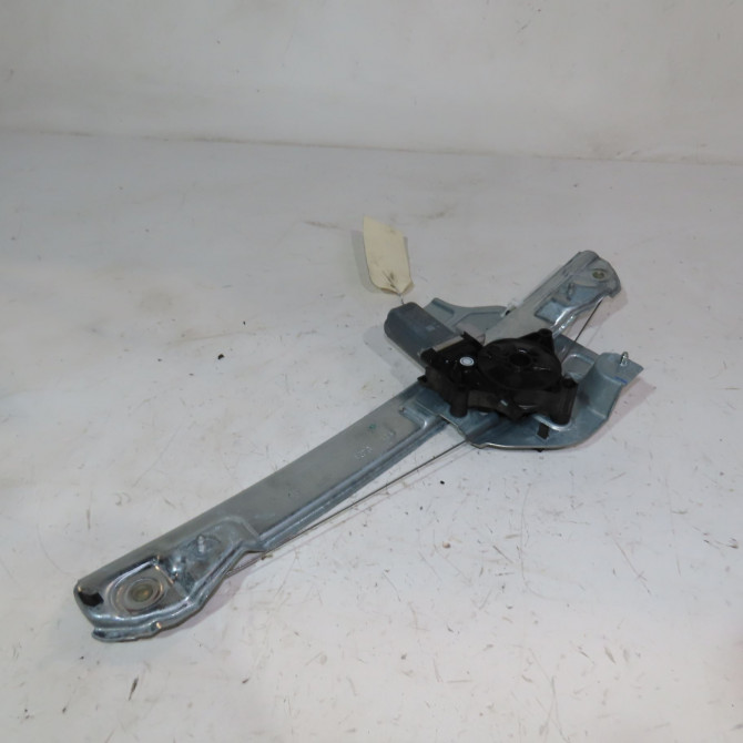 Mecanisme + moteur lève-glace avant droit occasion  Citroën C3 III (SX) 1.5 bluehdi 100 (sxyhyp, sxyhtu) (2018)   9840154480  1