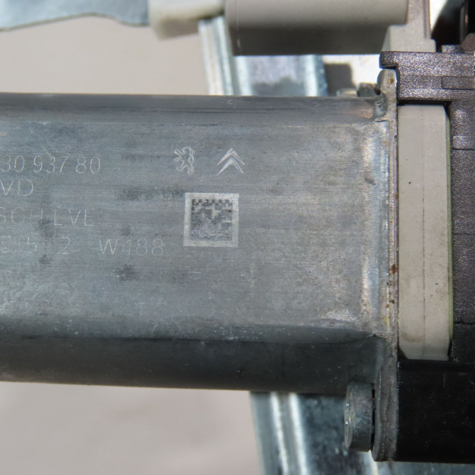 Mecanisme + moteur lève-glace avant droit occasion  Citroën C3 III (SX) 1.5 bluehdi 100 (sxyhyp, sxyhtu) (2018)   9840154480  2