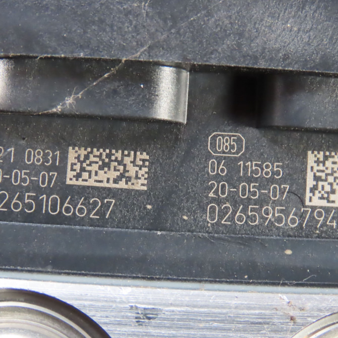 Unité hydraulique ABS occasion  Renault CLIO V (B7_) 1.5 blue dci 115 (b7ad) (2019)   476604849R  2