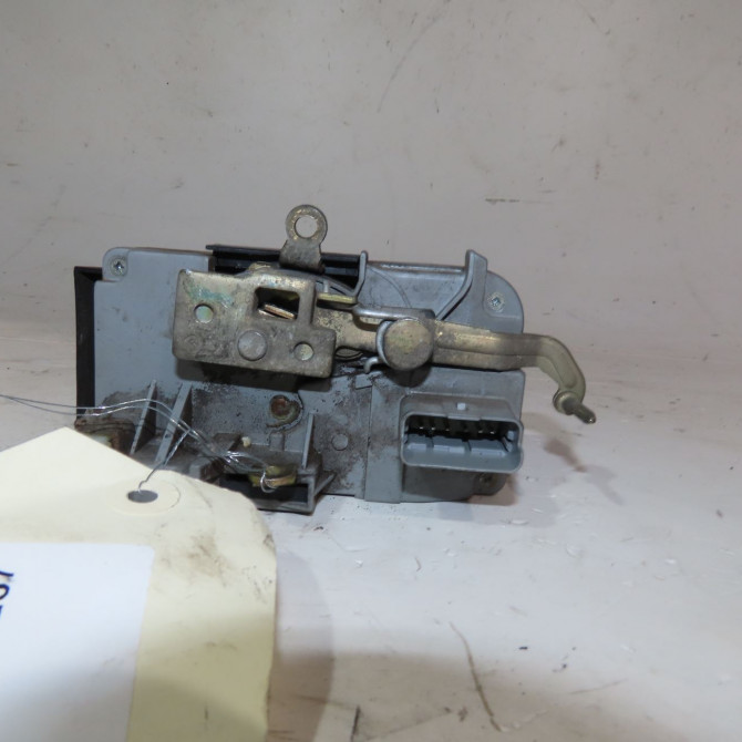 Serrure porte avd occasion  Citroën C8 (EA_, EB_) 2.2 hdi (2002)   9136L8  2