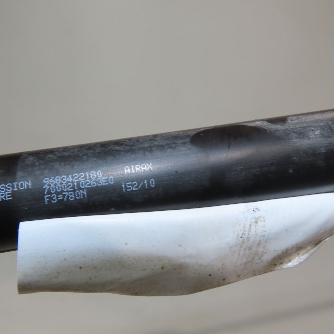 Verin gauche hayon occasion  Peugeot 308 SW I (4E_, 4H_) 1.6 hdi (2009-2014)   8731Q8  2