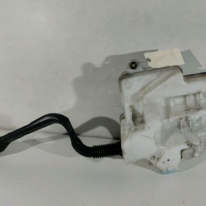 Reservoir lave-glace avant occasion  Land rover RANGE ROVER SPORT I (L320) 3.0 d 4x4 (2010-2013)   LR013953  2