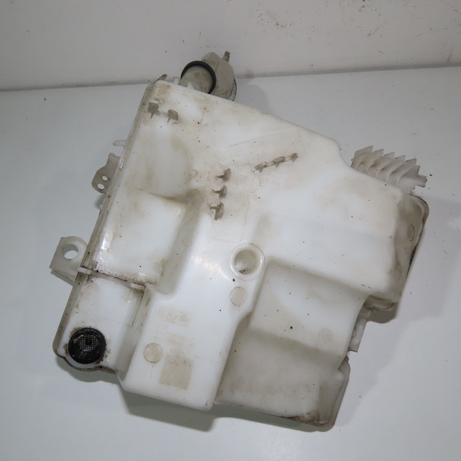 Reservoir lave-glace avant occasion  Ford FOCUS III Turnier 1.6 flexifuel (2010)   2011142  2